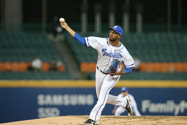 富邦悍將先發投手傑斯。（杜宜諳攝）