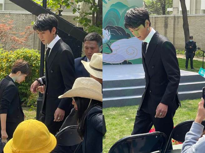 丁真的西装照让网友陷入疯狂。(图/翻摄自丁真微博)