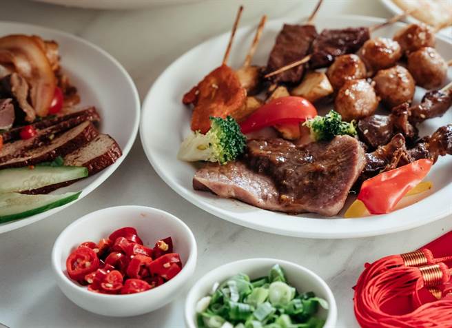 母親節即將到來，台中豪華露營區《向海那漾》推出「女王三部曲，寵愛無極限」系列活動。（《向海那漾》提供／陳淑娥台中傳真）