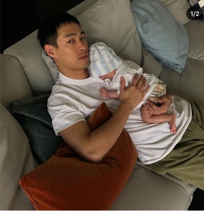 杨佑寧表示有婴儿控，社群晒抱女儿照，笑称女儿像一只猫，可爱黏人有个性。自己则像一只小狗，爱玩又爱家。(图/取自杨佑寧IG)