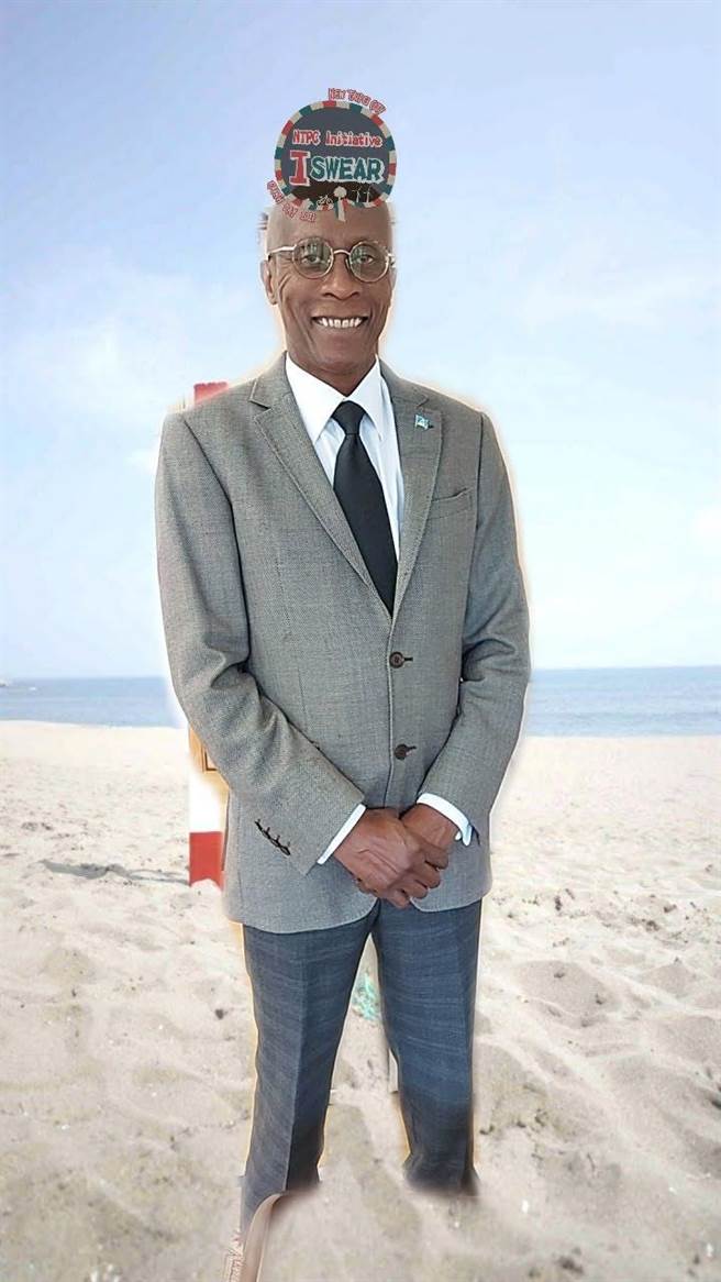 圣露西亚劳伦特大使(H.E. Edwin Laurent)