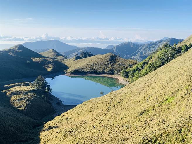 美丽的七彩湖，是布农族人的祖居地。（廖志晃摄）