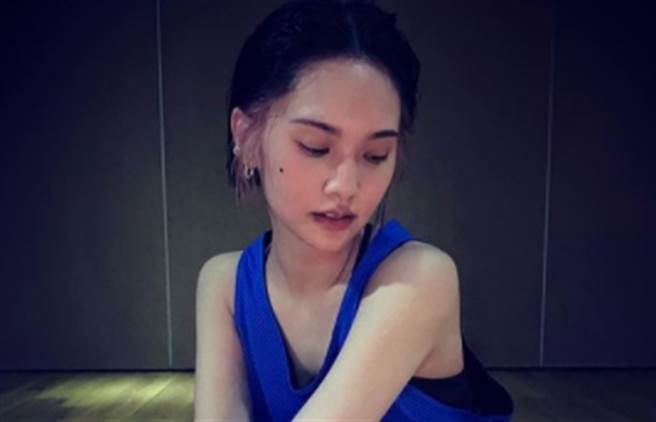 楊丞琳被傳不愛洗澡讓媽媽擔心。(圖/楊丞琳IG@rainie77)