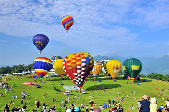 社群掀「＃東漂」hashtag熱潮　10原因解密：再不跟上就落伍！(示意圖/shutterstock)
