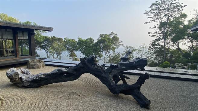 「飞花落院」坐拥绝佳位置，四季分明的日式庭院皆有着不同风采。（王文吉摄）