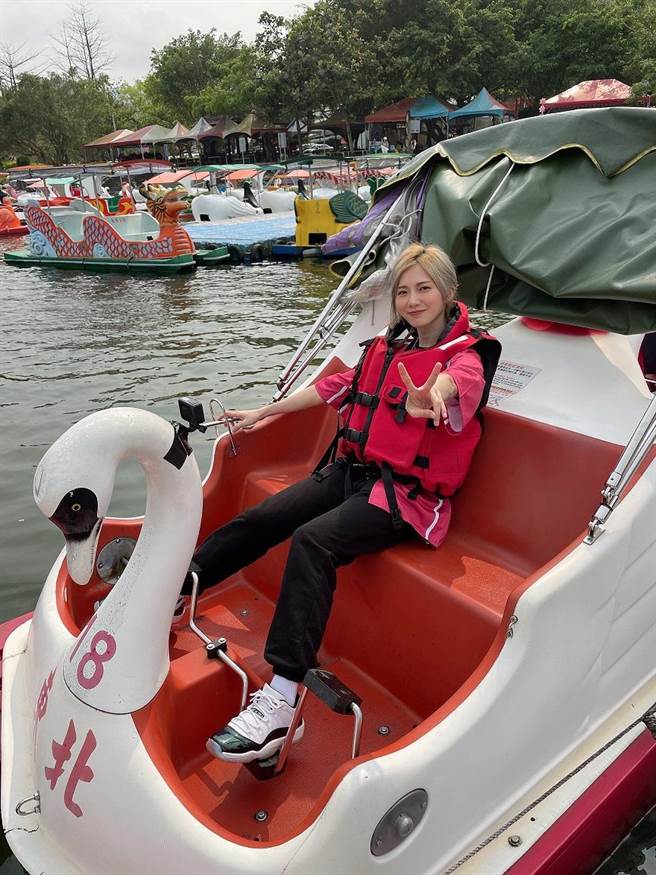 蔡黄汝受访时坦言不晓得会这么拚。（中视提供）