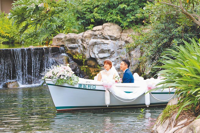花蓮縣政府每年都舉辦集團結婚，今年有春季與秋季2場，春季場已額滿，新人將在理想大地共結連理。（花蓮縣政府提供／王志偉花蓮傳真）