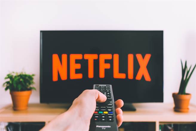 Netflix第一季财报表现不如预期，专家们仍看好其发展。（图／shutterstock）
