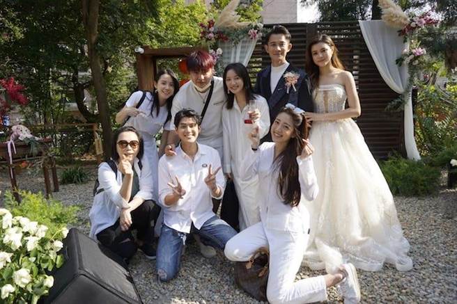 群星到场献上祝福。（传轩媒体提供）