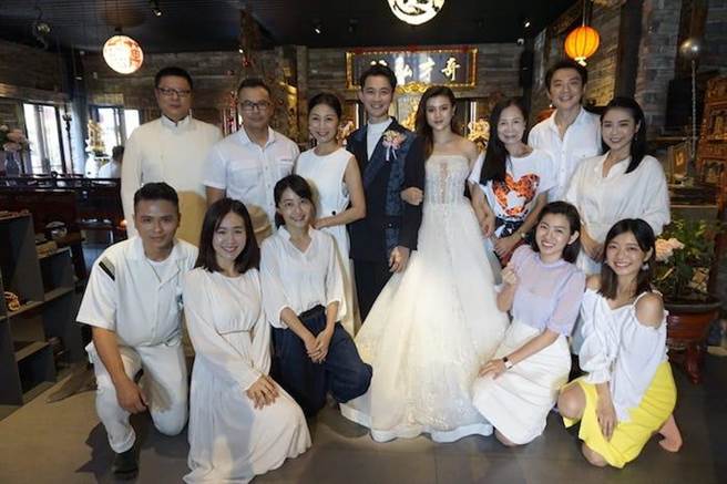 群星到场献上祝福。（传轩媒体提供）