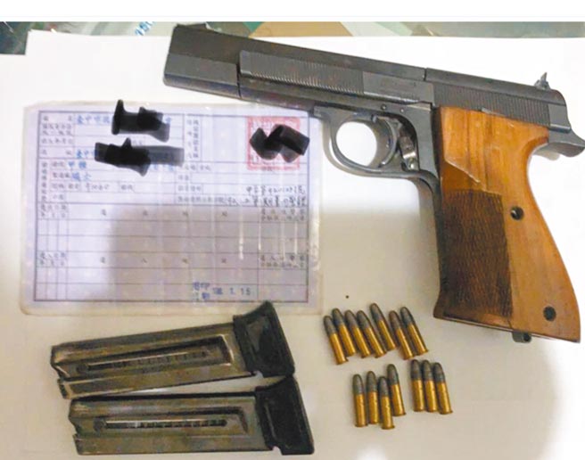 台中市某运动协会提供枪械给会员使用，南投检警循线查获。（南投地检署提供／廖志晃南投传真）