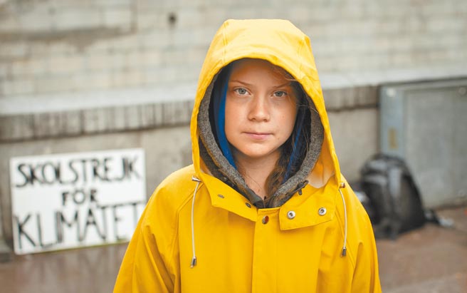 瑞典传奇少女格蕾塔童贝里为环保挺身而出。（捷杰电影提供）