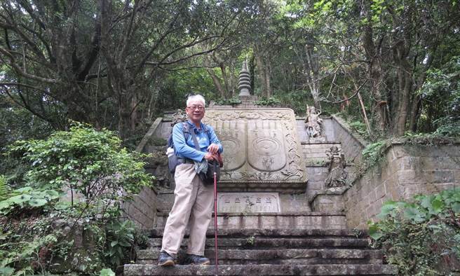 李利国》灵鹫山普贤道场步道 「佛脚印」（爱传媒提供）
