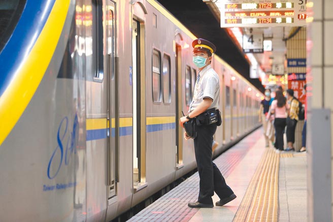 绿委直言，改革台铁不是部长下台就算了，应该有动摇铁本的决心。（本报资料照片）