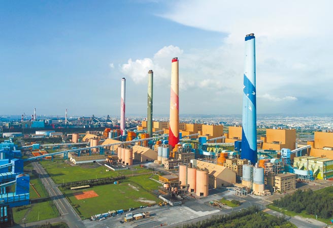 台中火力電廠2部燃氣機組送台中市都市審議1年多，至今仍被卡關。（台中市政府提供／陳世宗台中傳真）