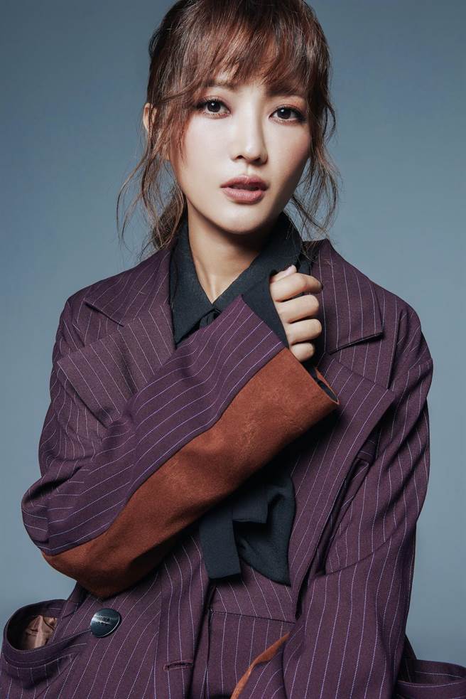 黃美珍即將推出新EP。（上行娛樂提供）