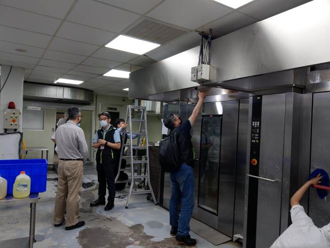 新北市劳检处今2度前往稽查。（新北市劳工局提供／许哲瑗新北传真）