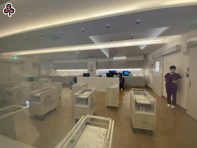 会中有性平委员提出比照北欧国家，让育婴留停可以1小时、2小时请假。（报系资料照）