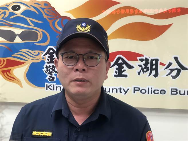 何明祥分局长提醒，ATM没有解除设定付款功能，任何指称「至ATM（含网路）操作，以解除付款」说词，必属诈骗。（李金生摄）