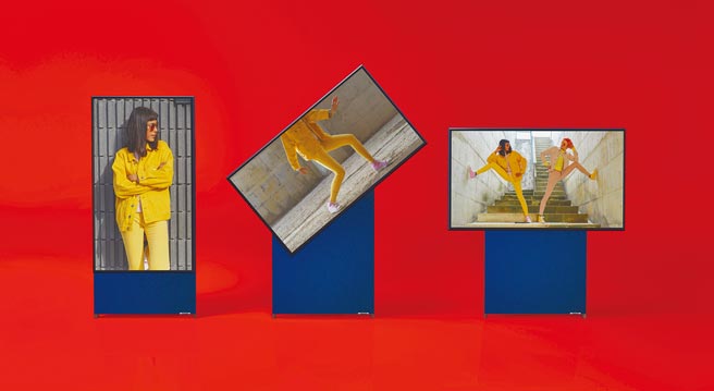 以自动翻转萤幕设计的The Sero翻转电视。（三星提供）