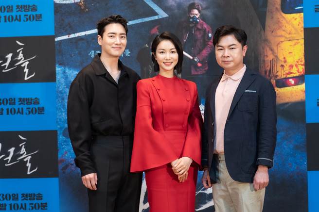 李浚赫（左起）、金玉彬、林元熙26日出席《黑洞》记者会。（friDay影音提供）