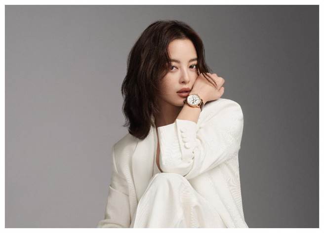 辛芷蕾出任万宝龙品牌大使。（Montblanc提供）