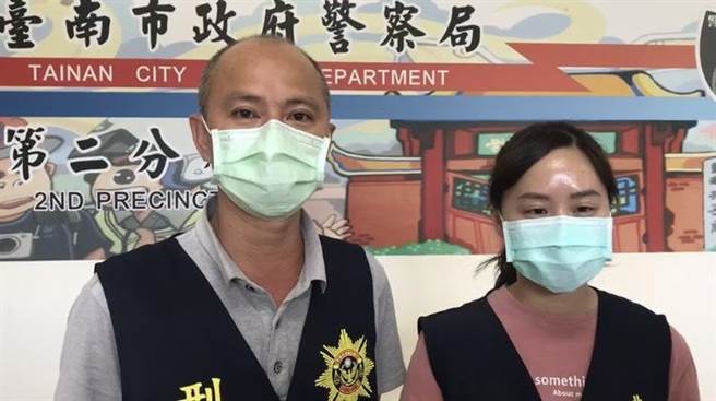 台南市警二分局侦查队侦查佐洪智雄、警员张重翎。（曹婷婷摄）