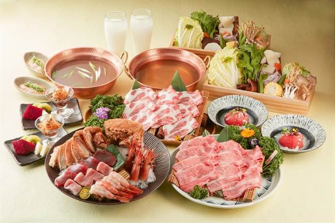 （「黑毛屋本家」以江户时代「葱鲔锅」为主轴搭配日本产毛蟹，为母亲节献上「蟹宴」。图／乾杯集团提供）
