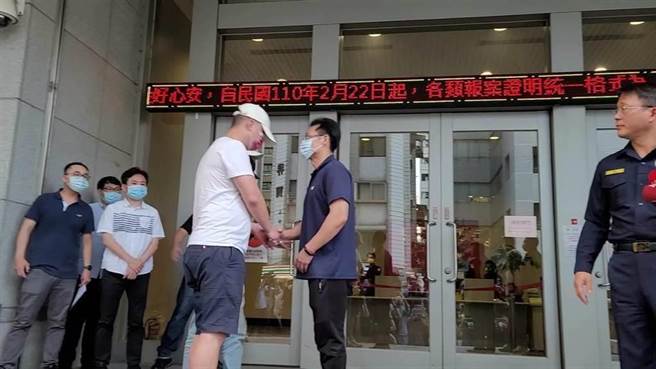 松山分局黑衣人之乱，市警局表示所长并无灭证犯意。（本报资料照片）