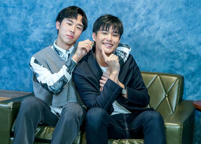 林嘉威、安俊朋剧中虐爱，（粘耿豪摄）