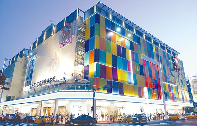 全台最资深的百货远百宝庆将改装为年轻化全客层的百货。（资料照片）