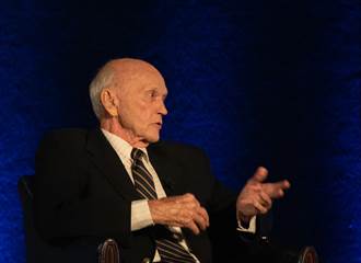 阿波羅11號太空人柯林斯辭世 享耆壽90歲