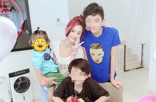 张柏芝育有3个儿子。（图／翻摄自张柏芝微博）