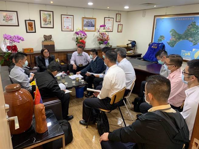 在县籍立委陈玉珍的协调争取下，陆军司令部决议提高睦邻工作经费，111年度将由原来的600万元增至800万元。（陈玉珍立委办公室提供）