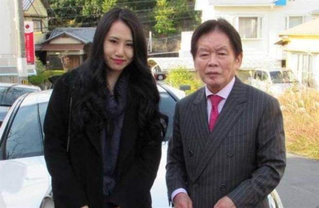 野崎幸助和小55岁嫩妻婚后3个月突然身亡。(图／翻摄自日网)