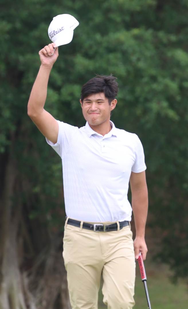 2021 ThreeBond挑战赛，蔡凯任经过延长赛，连续2站ThreeBond挑战赛冠军。（大会提供）