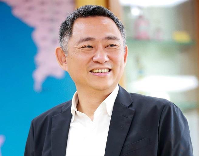 金门县长杨镇浯。(图/翻摄自 脸书)
