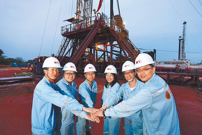 中油证实查德油田总公司有2名员工确诊。图为示意非当事人。（中央社）