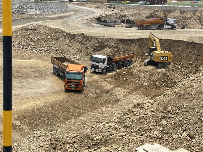 防乱趴趴走，中市府提修法土石方车辆装GPS。（台中市府提供／卢金足台中传真）