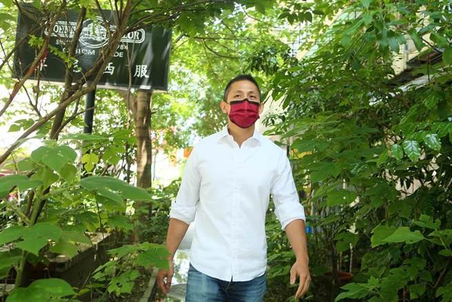 民进党台北市党部主委吴怡农（张铠乙摄）