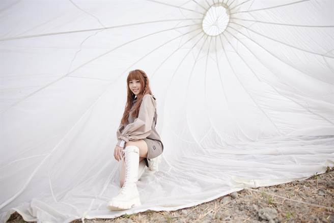 艾薇将于5月2日在西门町举办签唱会。（环球提供）