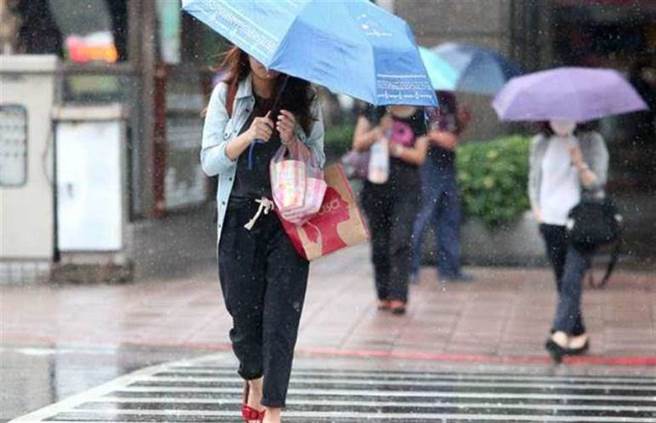 今年梅雨可能5月下旬才会报到。（本报资料照）