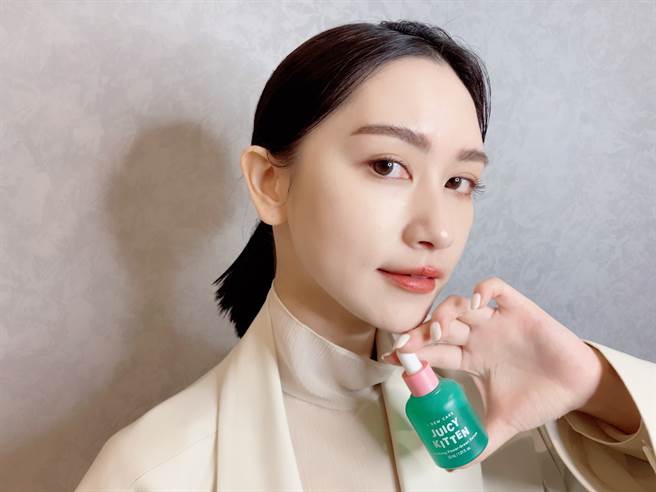I DEW CARE全新推出瑜珈喵喵家族系列，帮助肌肤回归平衡稳定状态。（邱映慈摄）