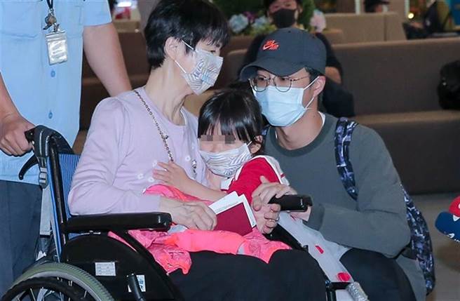 嫁去日本多年的台灣人妻YouTuber「Mom Gaku」稱日本人看到江宏傑送丈母娘去機場照片全氣炸了。(本報系資料照)