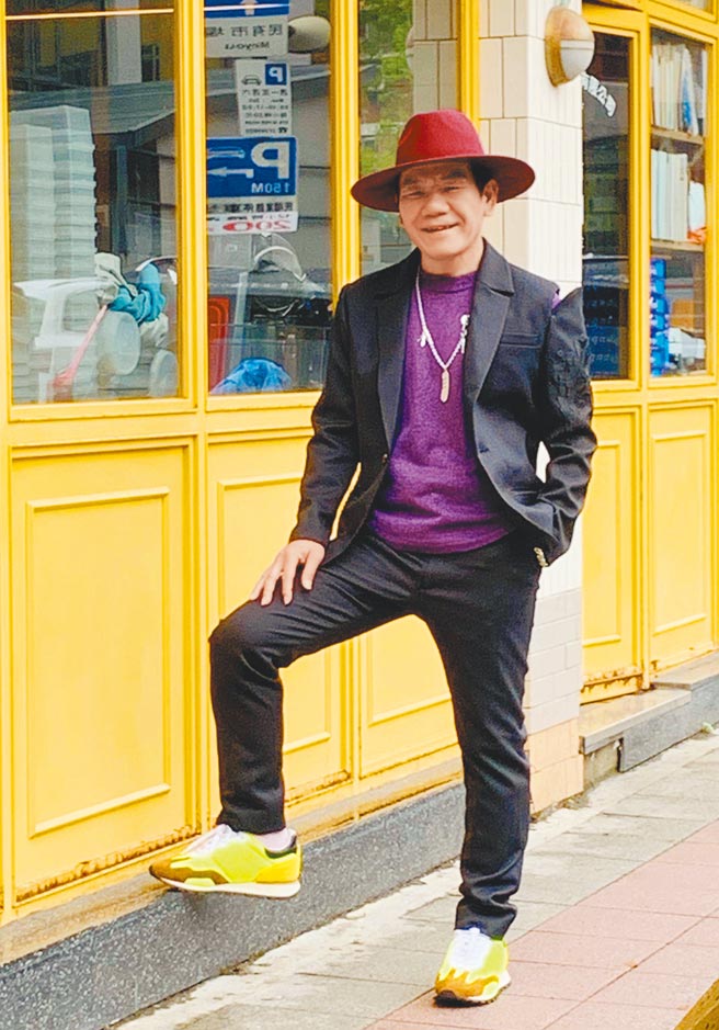 赵传昨发行新专辑《老不休》，盼为自己的音乐缔造第二春。（旋风音乐提供）