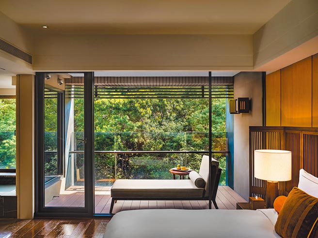 北投丽禧「逢十有禧」住房专案，每月10、20、30日以1泊2食专案入住，免费享客房升等一级、双人套餐升级等优惠。（北投丽禧温泉酒店提供）