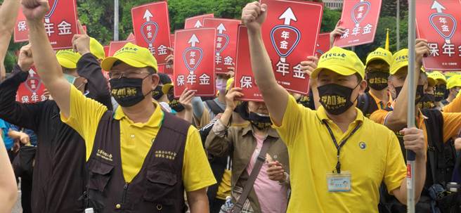 劳工团体在五一劳动节表达的心声及诉求。（林良齐摄）