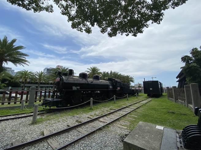 花莲铁道文化园区保有「全台保存最完整的窄轨铁道基地」。（罗亦晽摄）