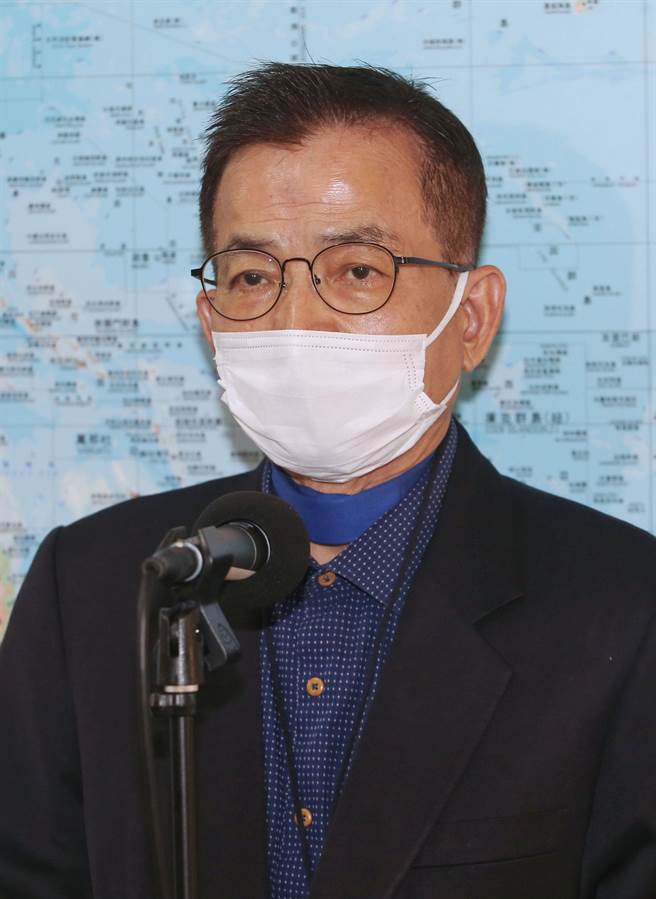 逃兵能跟内政部长合照，蓝委：好像没有王法。（报系资料照）