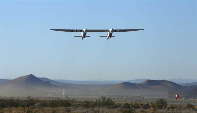 同温层发射系统(Stratolaunch)在4月30日进行了第2次飞行。(图/Stratolaunch)